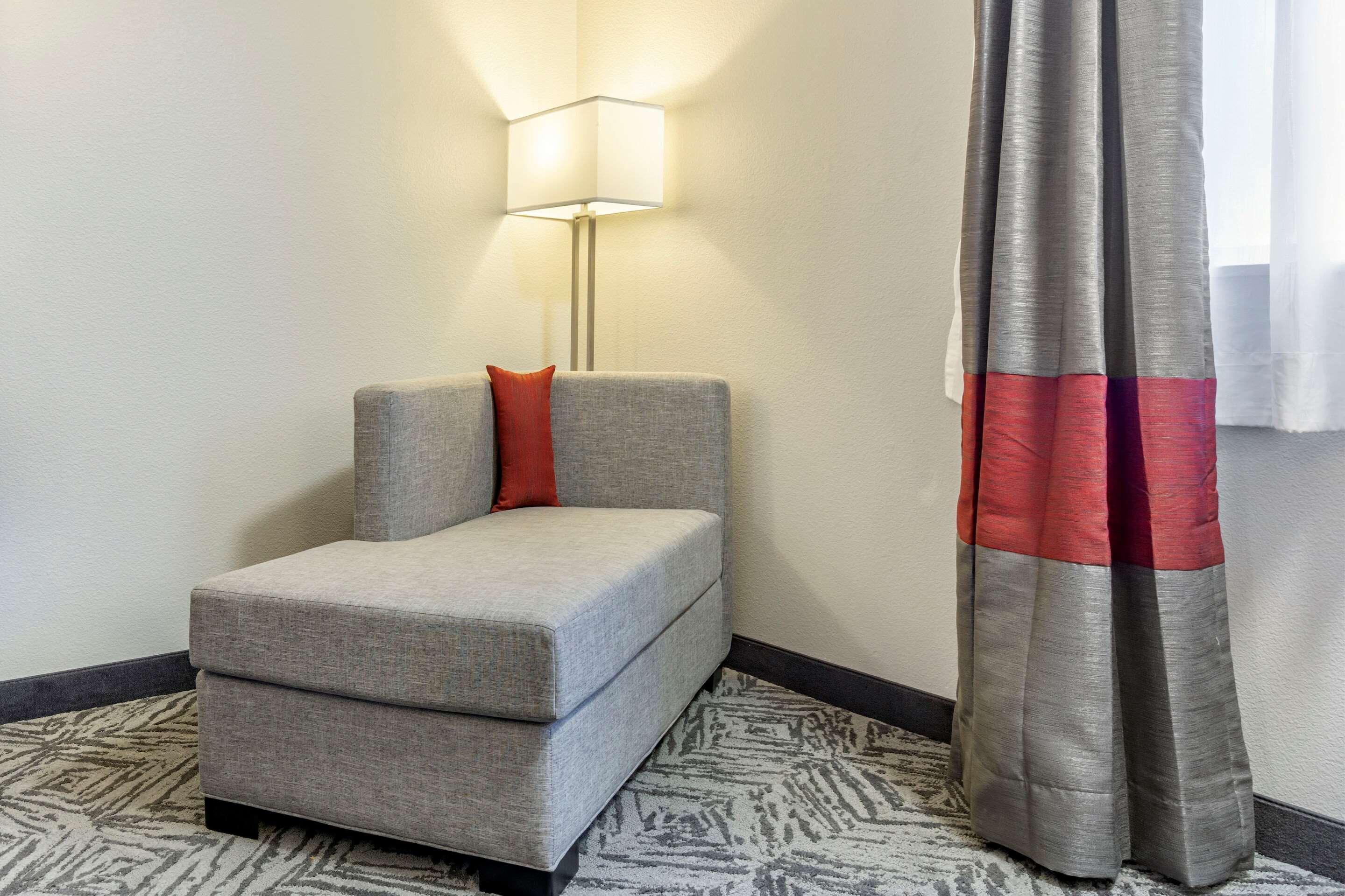 Comfort Inn & Suites Pacific - Auburn Экстерьер фото